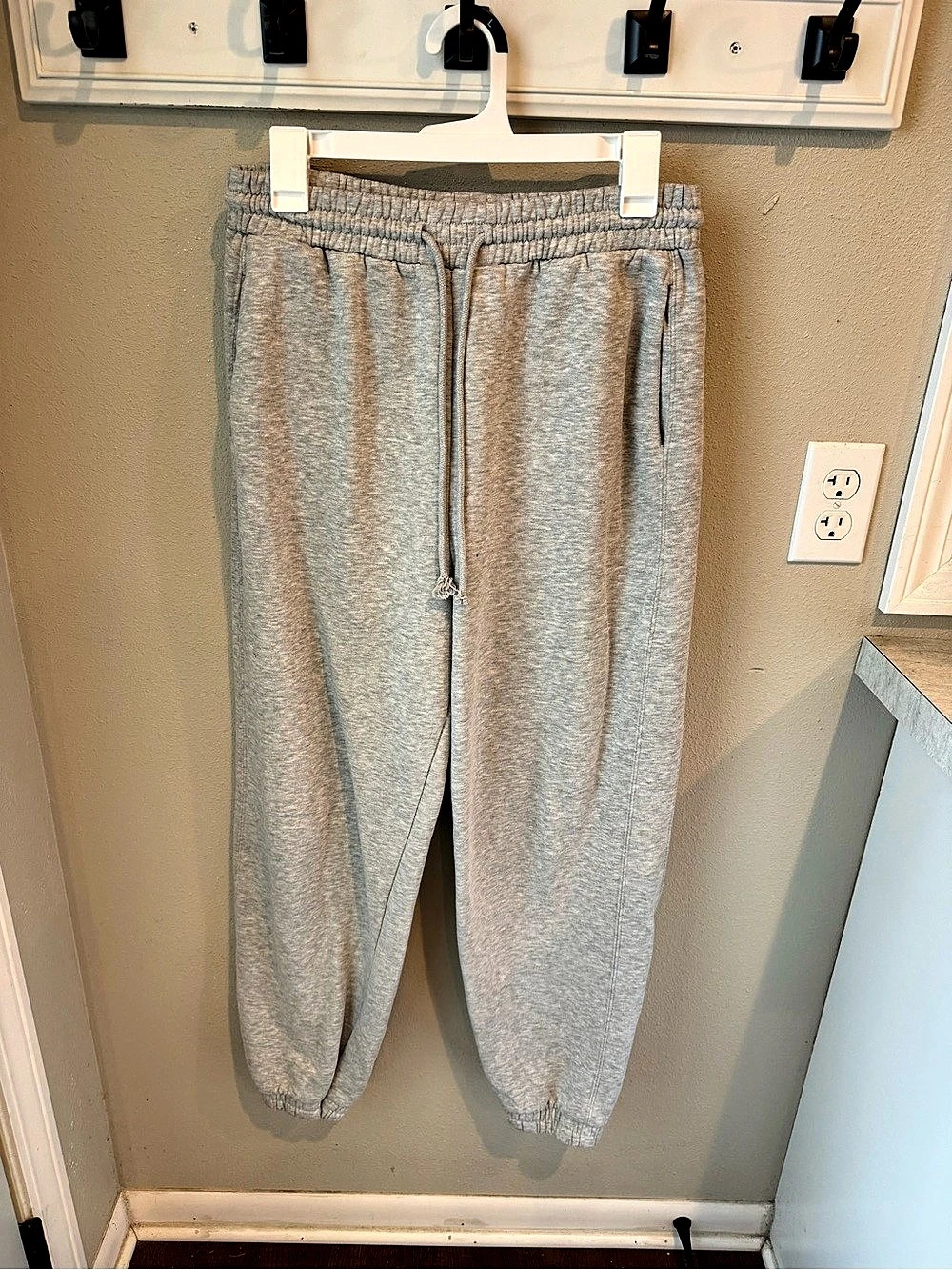 Zara Gray Jogger Pants Size Large